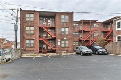 Foto del edificio - 1642 S 39th St