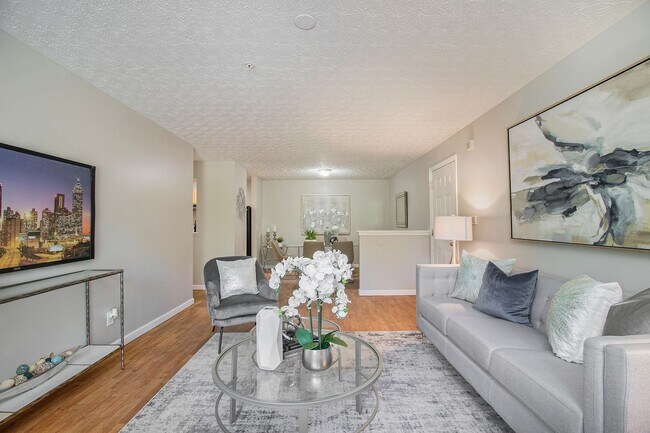 Building Photo - 3 Bedroom 2 Bath Under $1400 per month