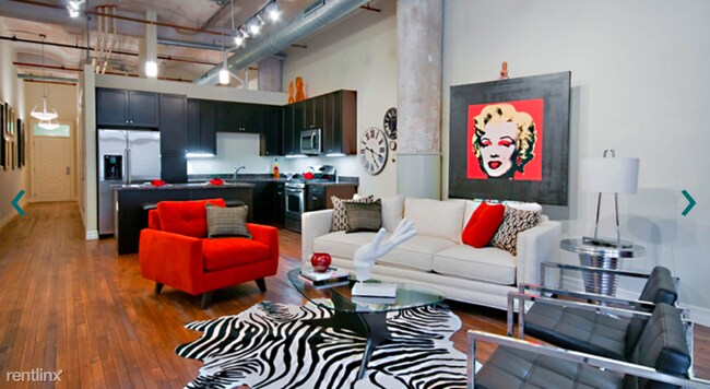 Building Photo - 2 br, 2 bath Apartment - 1819 Commerce St