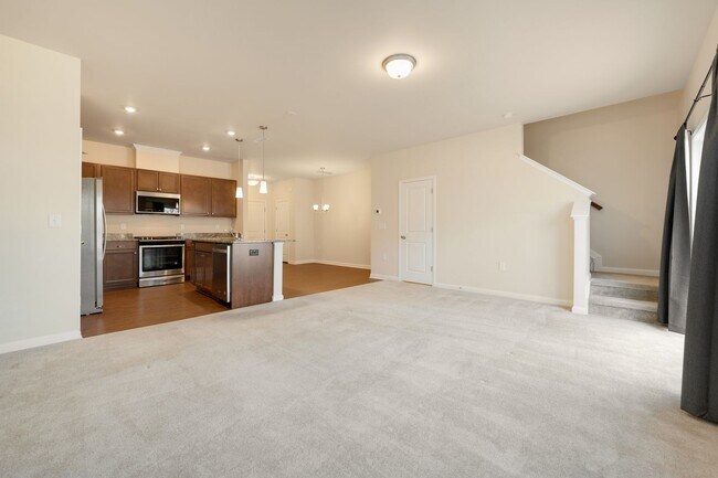 Foto del edificio - Absolutely Stunning 3Bed/2.5Bath Townhome ...