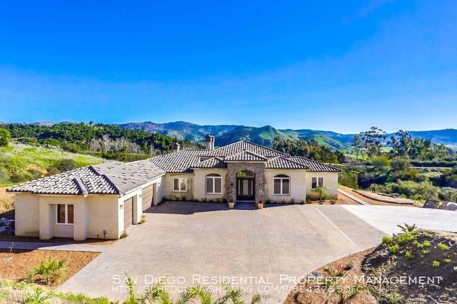 Foto principal - 14024 Old San Pasqual Rd