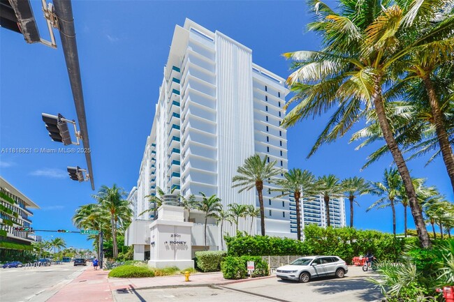 Building Photo - 2301 Collins Ave