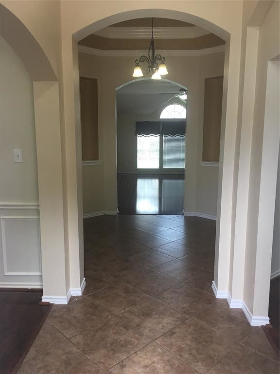 Building Photo - 10103 Red Mesa Dr