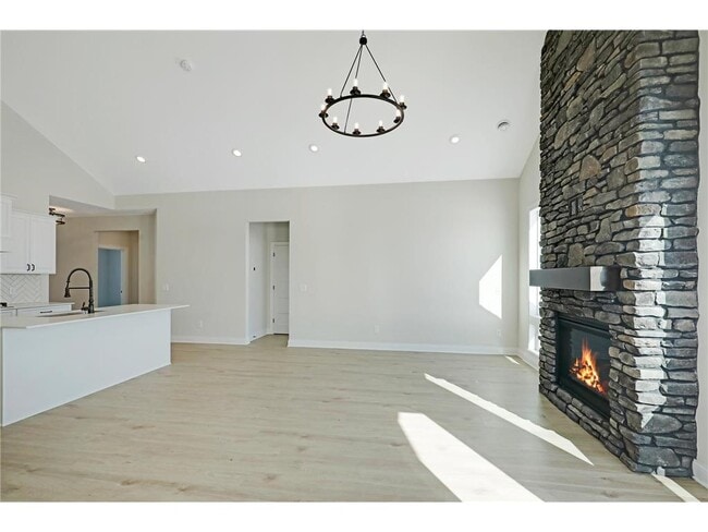 Building Photo - 4418 Monarch Dr