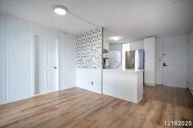 Foto del edificio - $2550 /1 Bed/ 1 Bath/ 1 Parking IN MILILANI