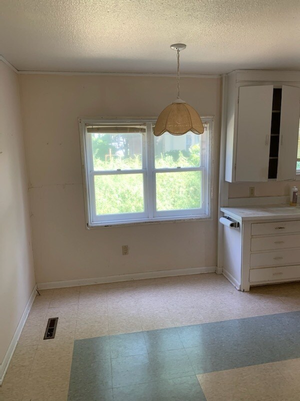 Kitchen - 603 N 3rd St