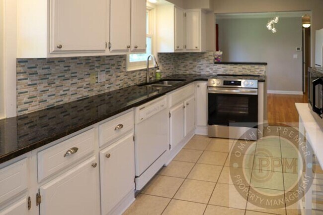 Foto del edificio - 3 Bedroom 3 Bathroom Home