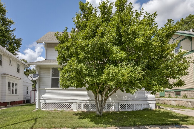 Photo - 4156 Cuming St House