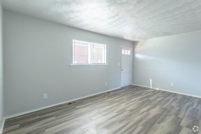 2HAB,1,5BA,-890SF - Pembroke Pines Apartments