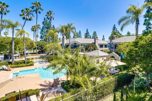 Foto del edificio - 88 Baycrest Ct