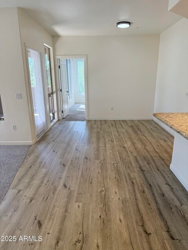 Foto del edificio - 11680 E SAHUARO Dr