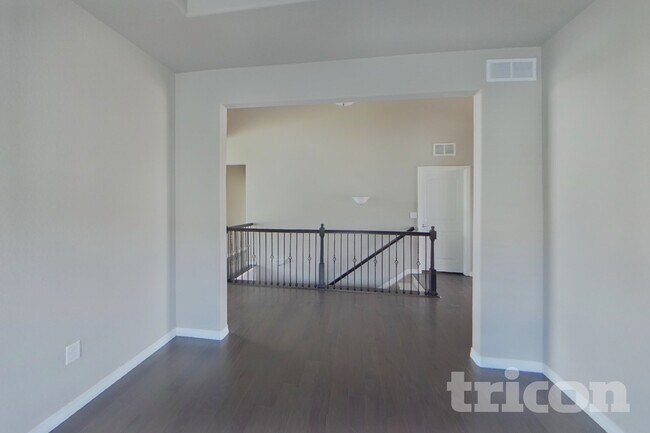 Foto del edificio - 1804 Ruddlesway Dr