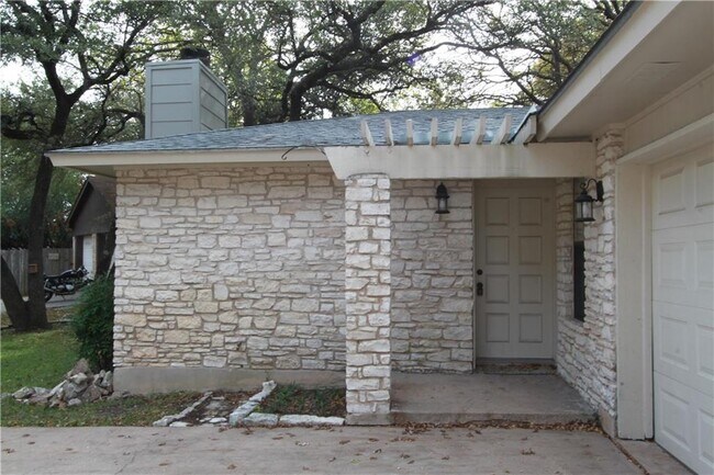 Foto del edificio - 6505 Columbia Oaks Ct