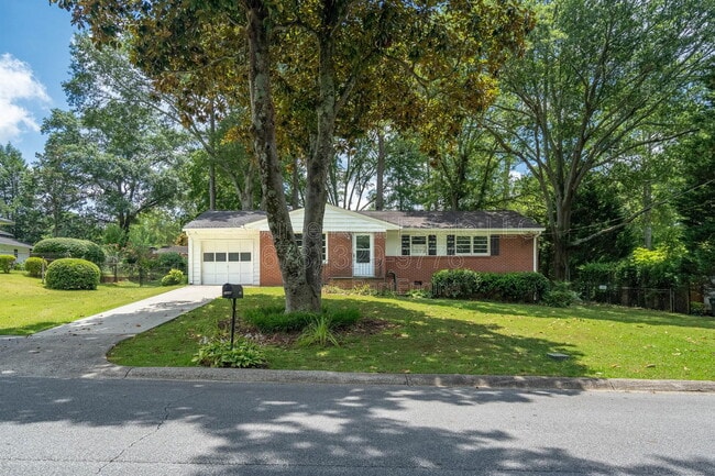 Building Photo - 1248 Cliffwood Dr