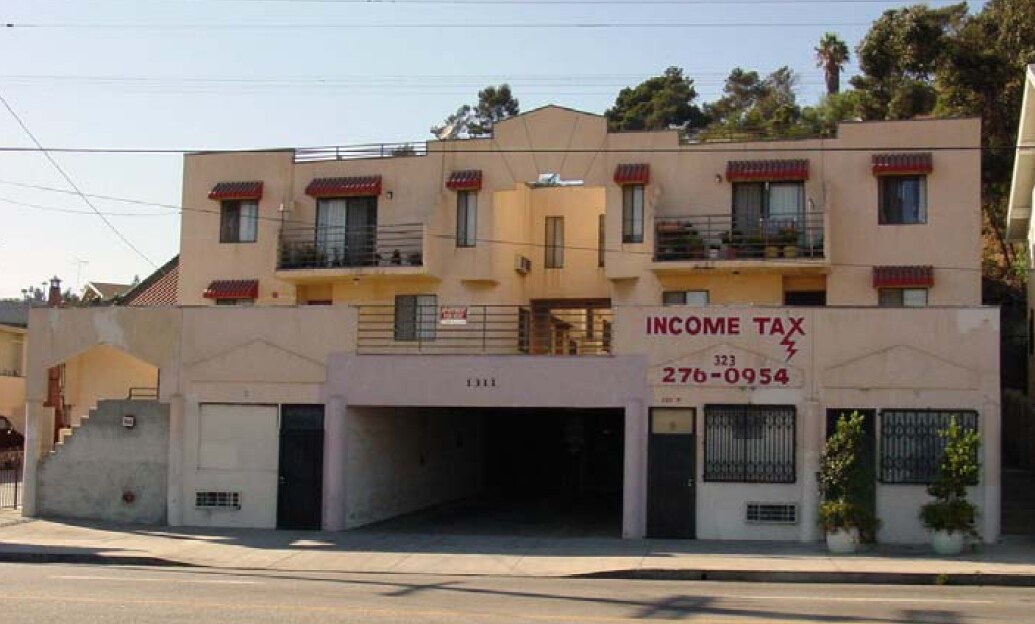 Building Photo - 1311 N Broadway