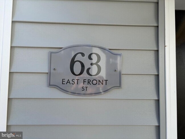 Foto del edificio - 63 E Front St