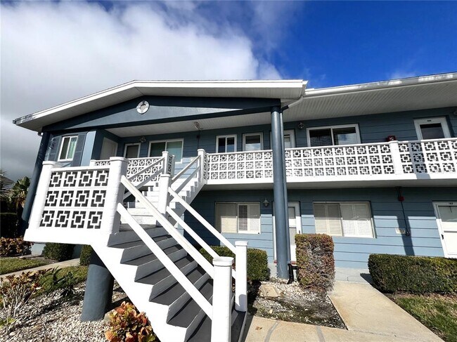 Foto del edificio - 250 126th Ave