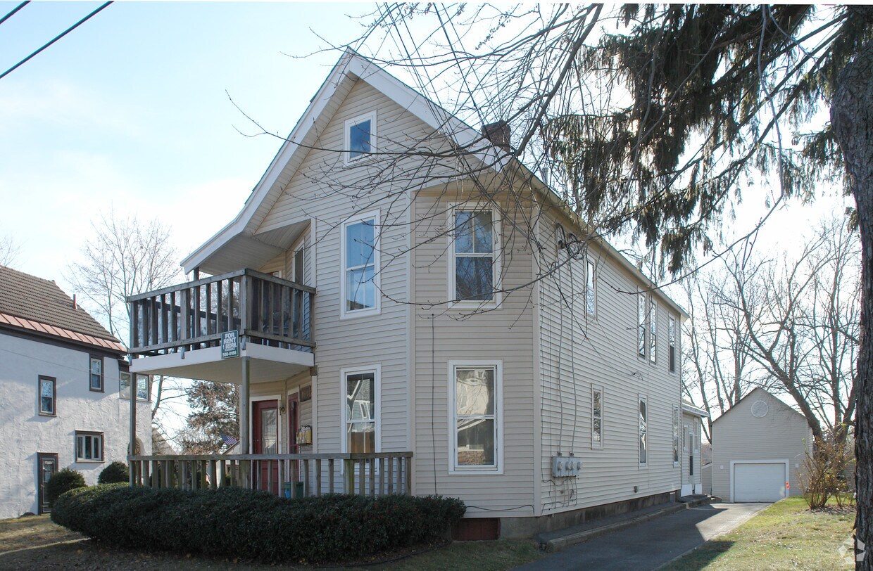 103 Catherine St, Scotia, NY 12302 Apartments in Scotia, NY