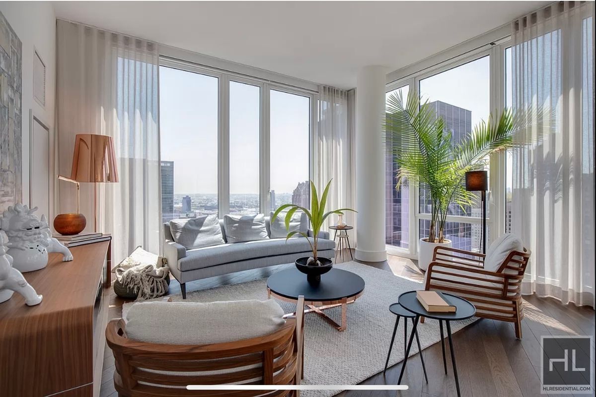 Foto principal - East 44th Street