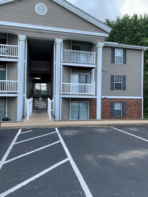 front of complex - 12130 Natural Bridge Rd