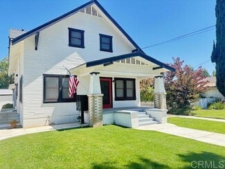 Building Photo - 181 N Waverly St