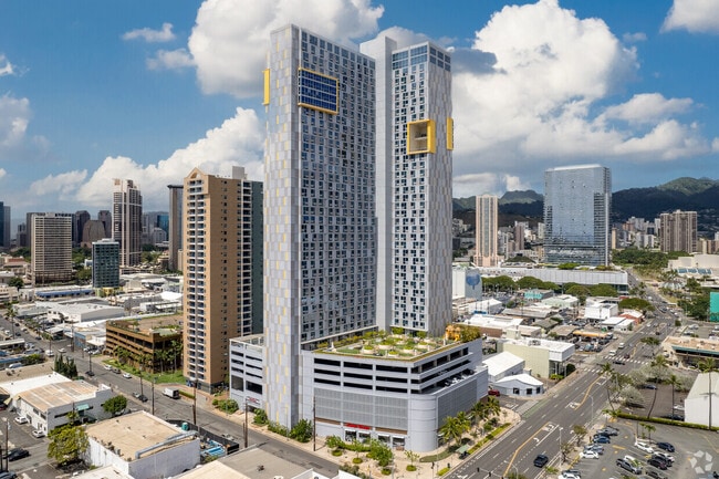 Building Photo - 988 Halekauwila St