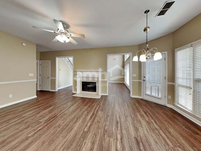 Building Photo - 1649 Stillwater Park Ct