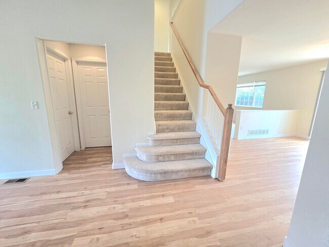 Foto del edificio - 16154 E Hinsdale Ave