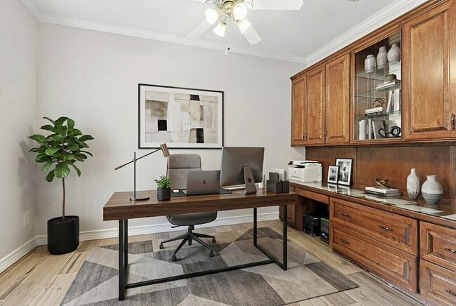 Building Photo - 1527 Orchard Park Dr