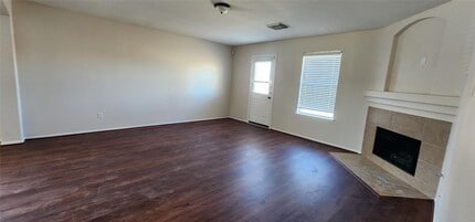 Building Photo - 315 Sunset Colony Dr