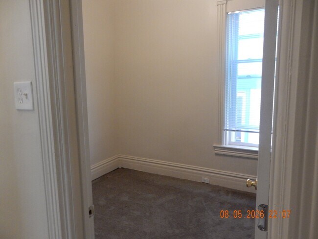 Foto del edificio - 2332 N Humboldt St