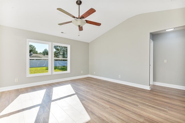 Foto del edificio - 4008 Scarlet Oak Ct