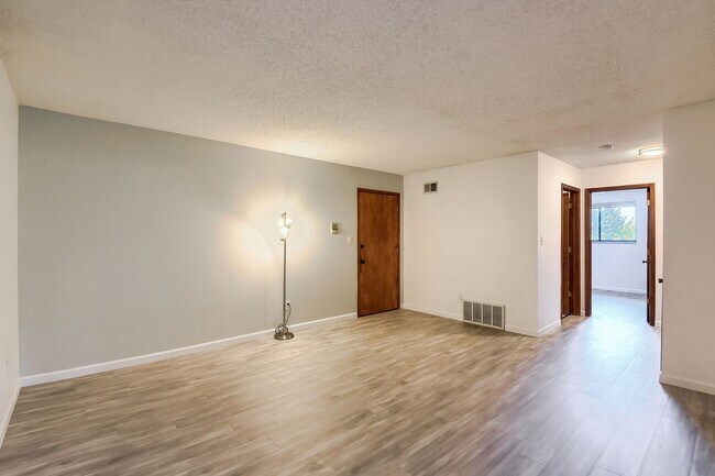 Foto del edificio - 5691 W 35th Ave