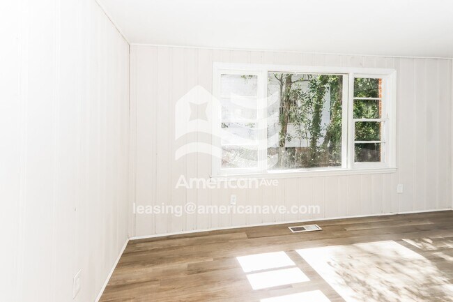 Foto del edificio - 1170 Briarcliff Rd