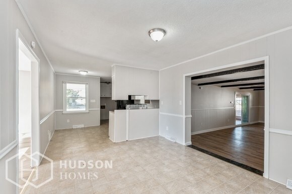 Building Photo - 101 Brookwood Dr