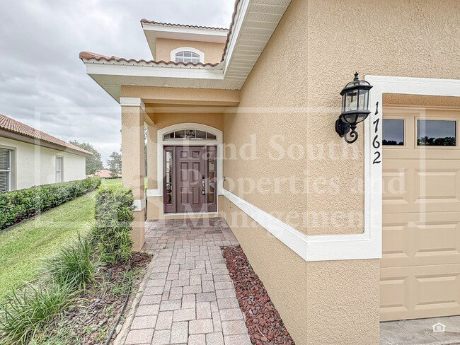 Foto del edificio - 1762 Altavista Cir
