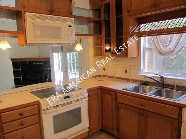 Foto del edificio - 3884 Mesa Rd