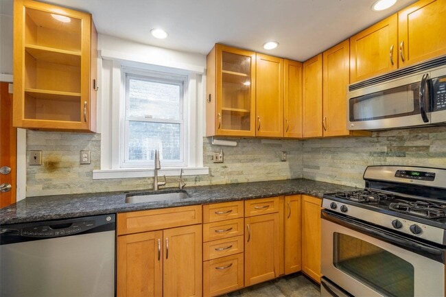 Photo - 802 LeCount St Townhome