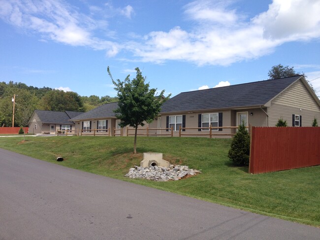 Street View - 1316 Patrick Dr