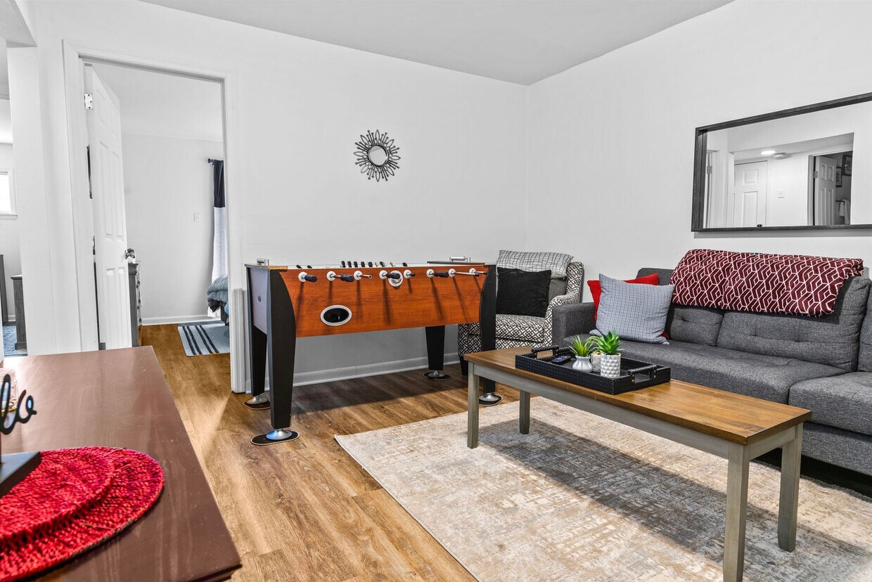 Foto principal - 250 Little St
