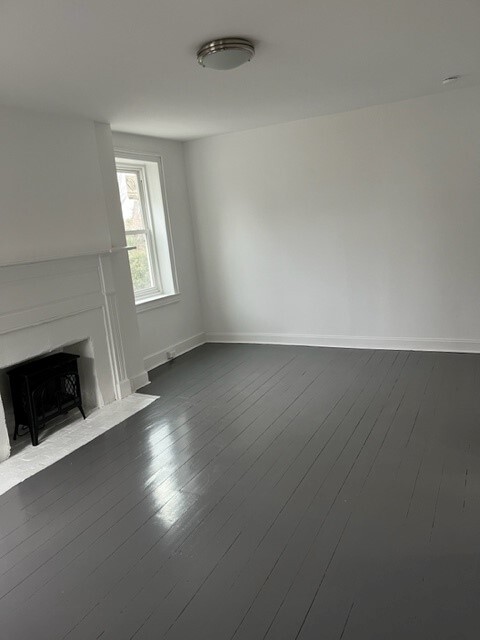 Living Room - 123 Potomac St