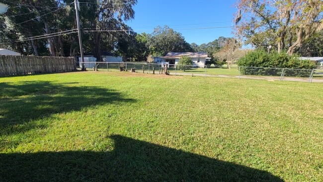 Foto del edificio - 608 SE 30th Ave