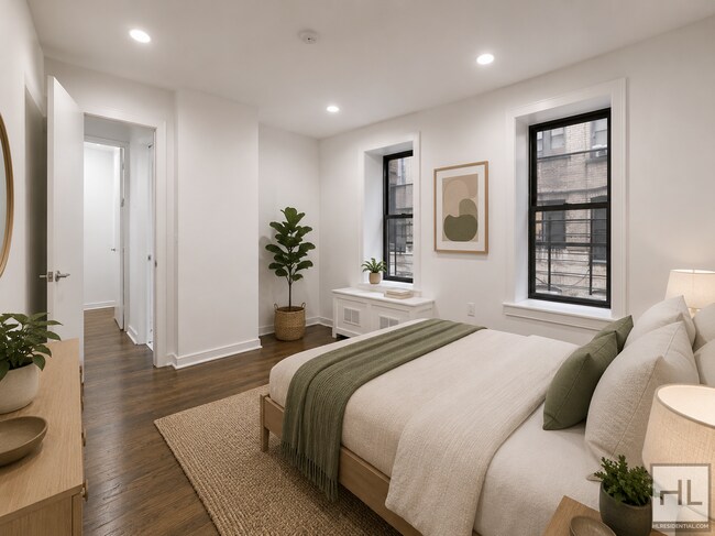 Foto del edificio - EASTERN PARKWAY / 1-Bed in a Classic Crown Heights Prewar Building