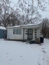 Building Photo - 9222 Forrer St