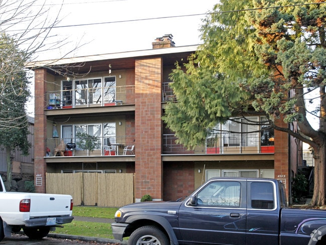 Building Photo - 6513 4th Ave NE