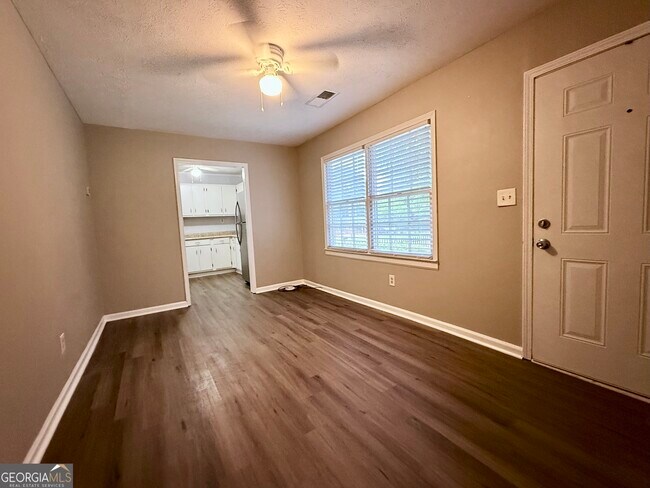 Foto del edificio - 205 Harper St