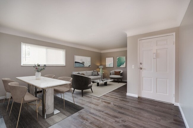 Photo - Pearl Street Apartments - Newly Remodeled 1 Bedroom! Near the Reading Bridal District