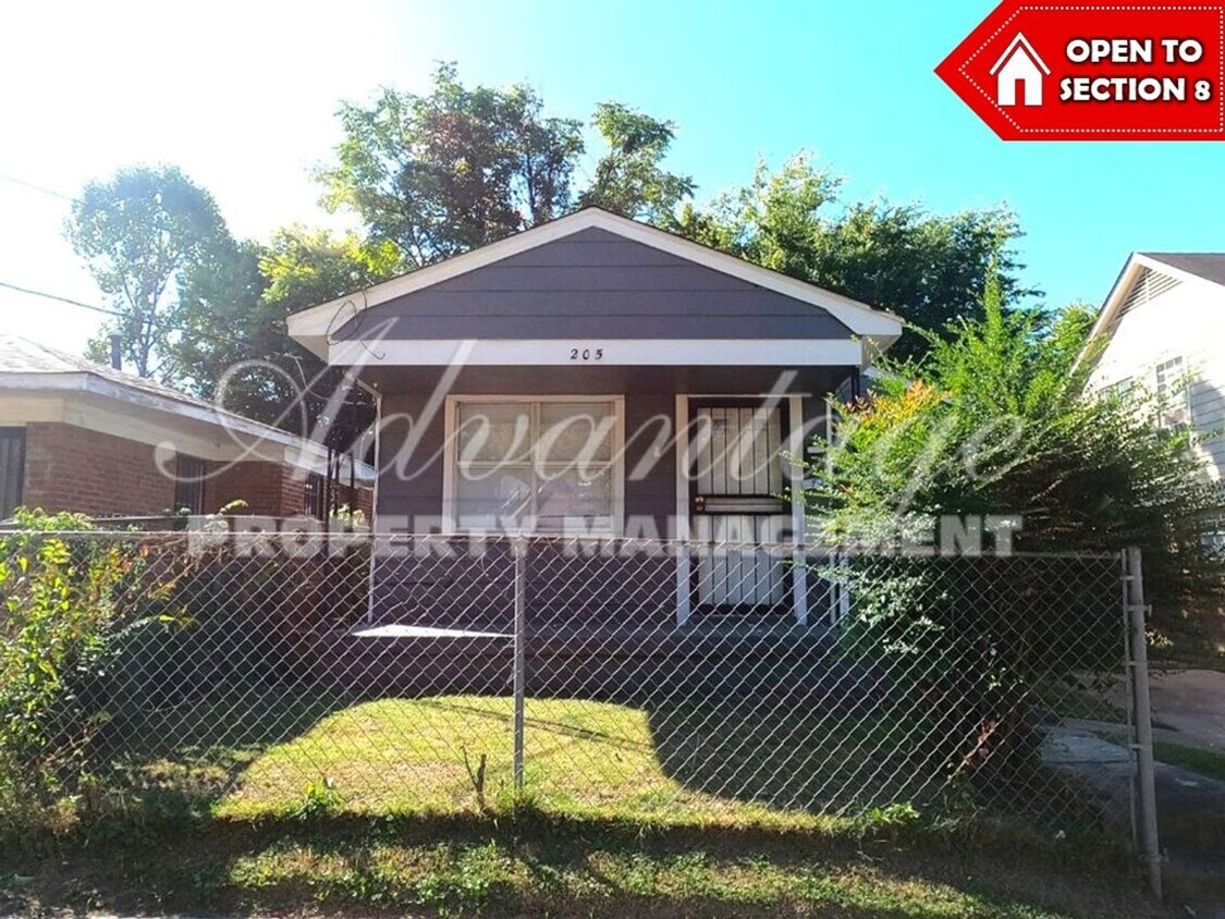 Primary Photo - Cute house for rent in North Memphis