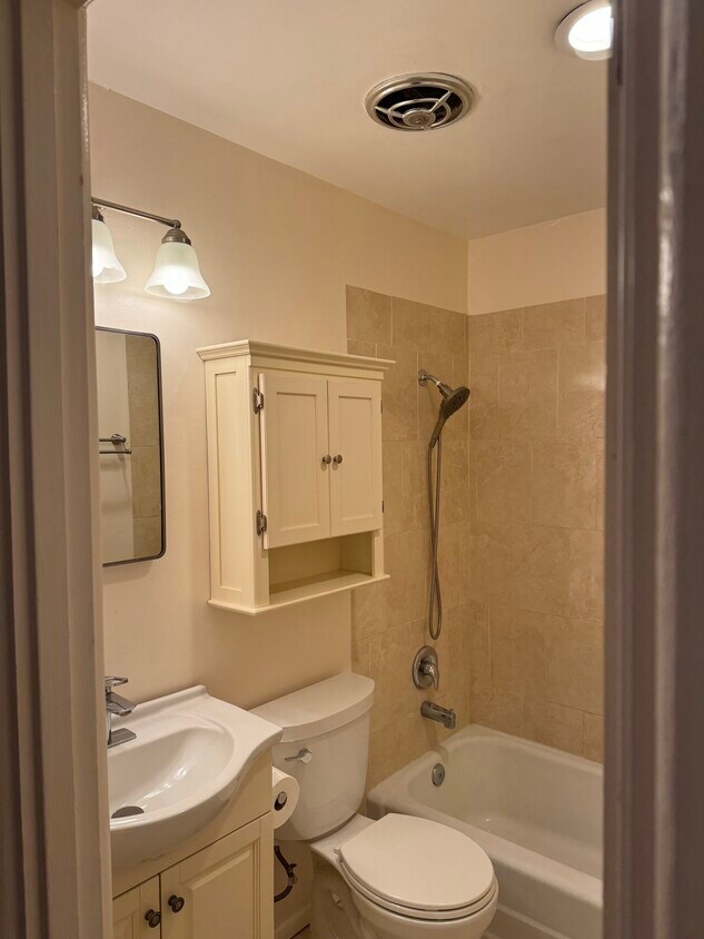 Primary Photo - 1132 Florida St SE