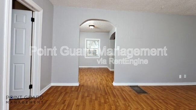Foto del edificio - 357 S All Hallows Ave